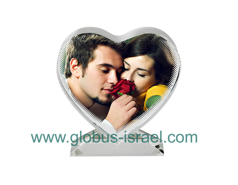 קריסטל לב